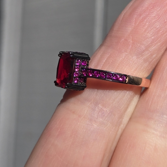 emerald cut ruby Sterling rhodium & gold ring Sz8 - Picture 6 of 8
